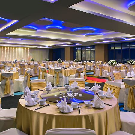 טנג'ונג בונגא Mercure Penang Beach מראה חיצוני תמונה