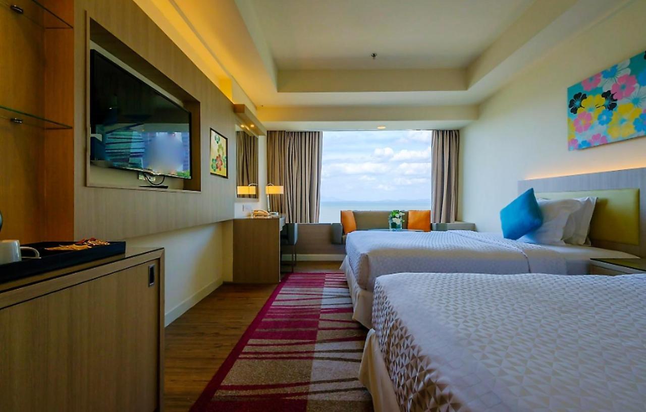 טנג'ונג בונגא Mercure Penang Beach מראה חיצוני תמונה