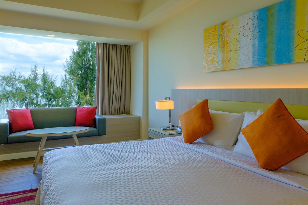 טנג'ונג בונגא Mercure Penang Beach מראה חיצוני תמונה