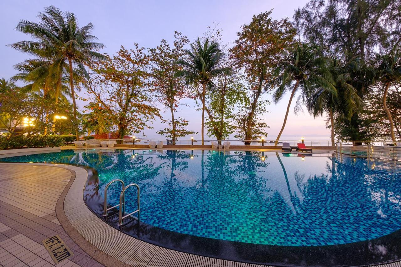 טנג'ונג בונגא Mercure Penang Beach מראה חיצוני תמונה